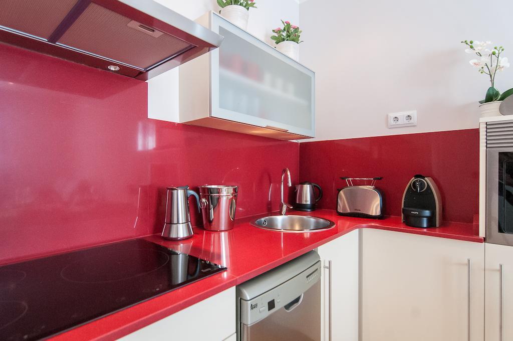 Pelayo Deluxe Apartments Барселона Номер фото