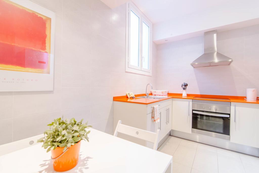 Pelayo Deluxe Apartments Барселона Экстерьер фото