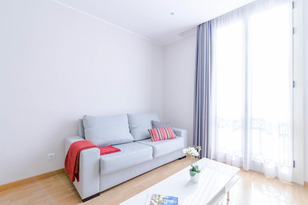 Pelayo Deluxe Apartments Барселона Экстерьер фото