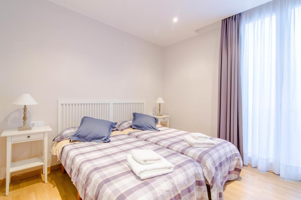 Pelayo Deluxe Apartments Барселона Экстерьер фото